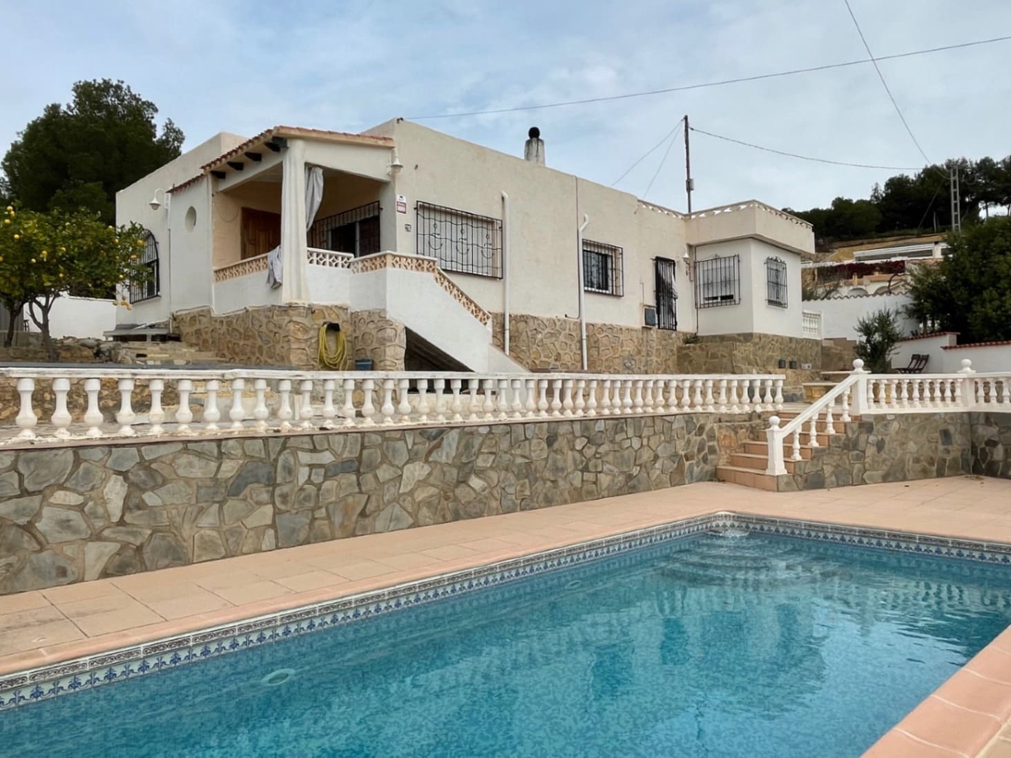 3 Zimmer Villa zu verkaufen in Alfaz del Pi / L'Alfas del Pi mit Pool Garage - 520.000 € (Ref: 8177198)