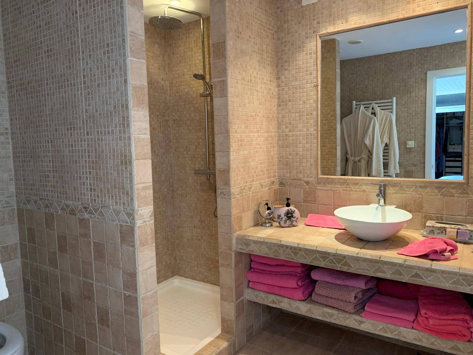 3 bedroom Villa for sale in La Nucia with pool garage - € 750,000 (Ref: 8307680)