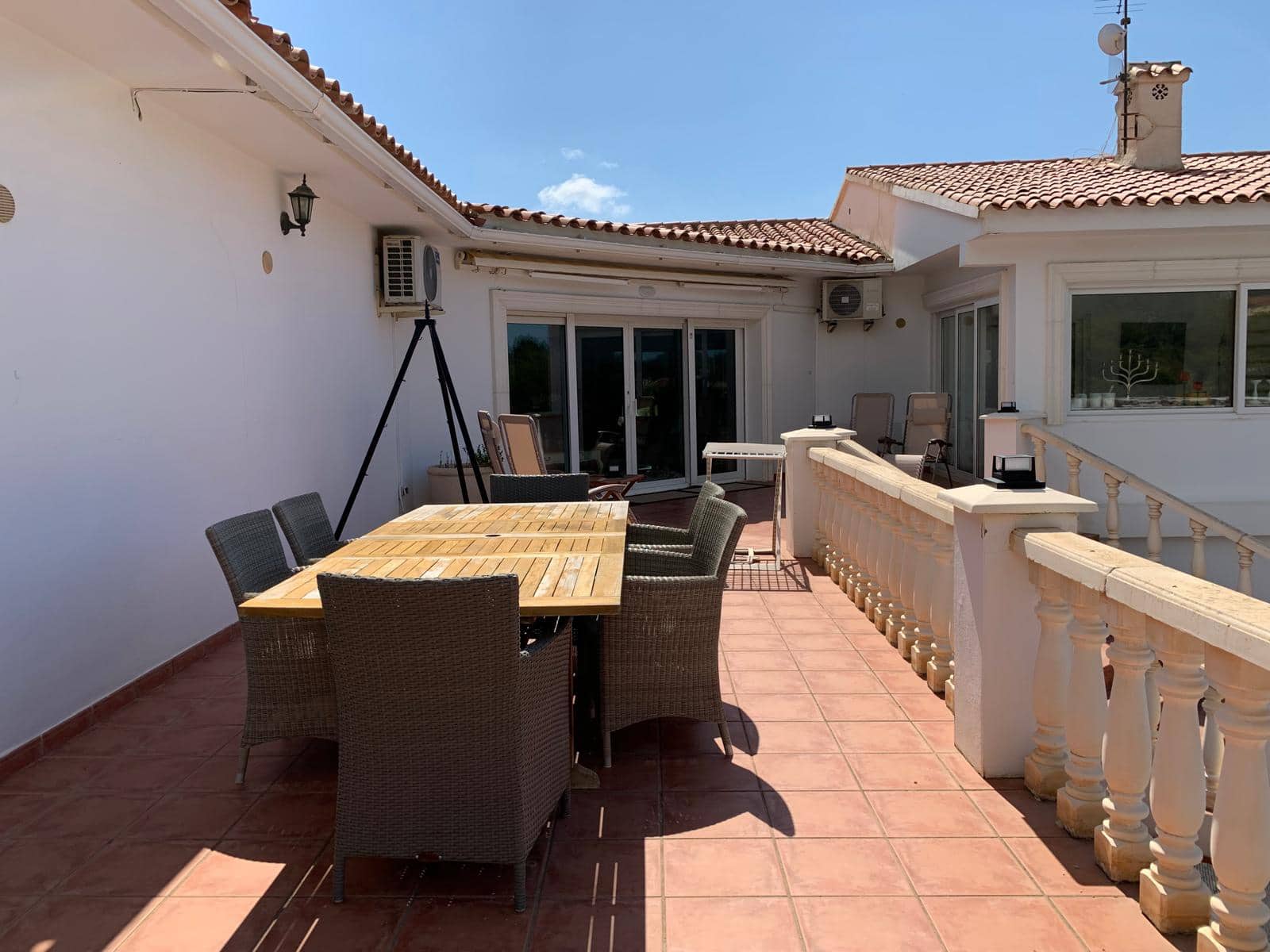 3 bedroom Villa for sale in La Nucia with pool garage - € 750,000 (Ref: 8307680)