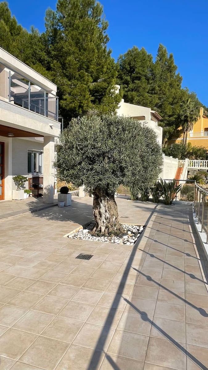 5 Zimmer Villa zu verkaufen in Altea mit Pool Garage - 1.350.000 € (Ref: 8312026)