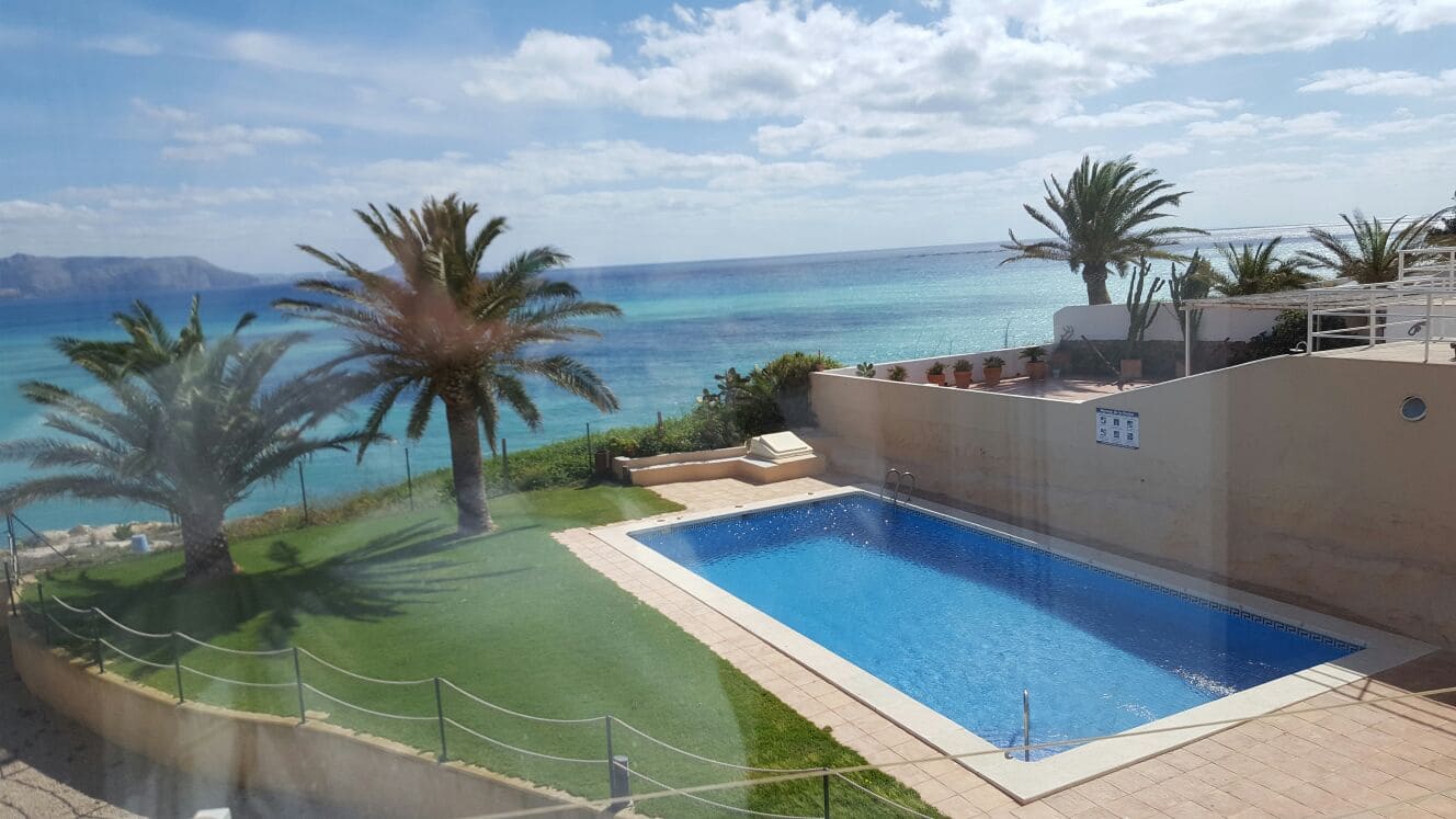 2 Zimmer Apartment zu vermieten in Albir mit Pool Garage - 1.100 € (Ref: 8329513)