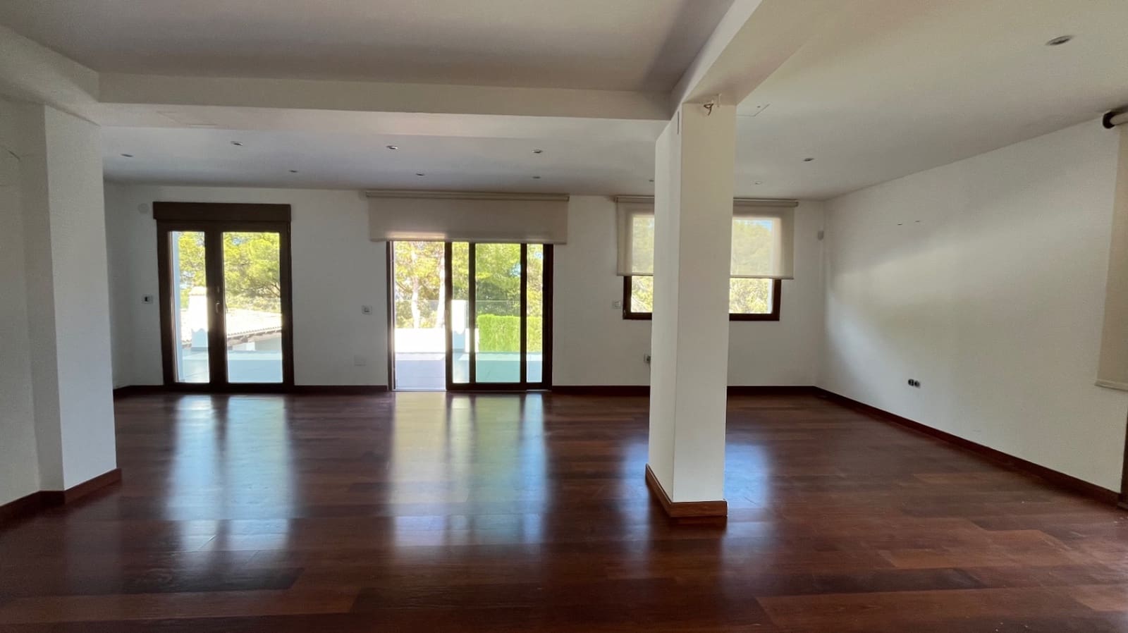 4 soverom Villa til salgs i La Nucia med svømmebasseng garasje - € 950 000 (Ref: 8402168)