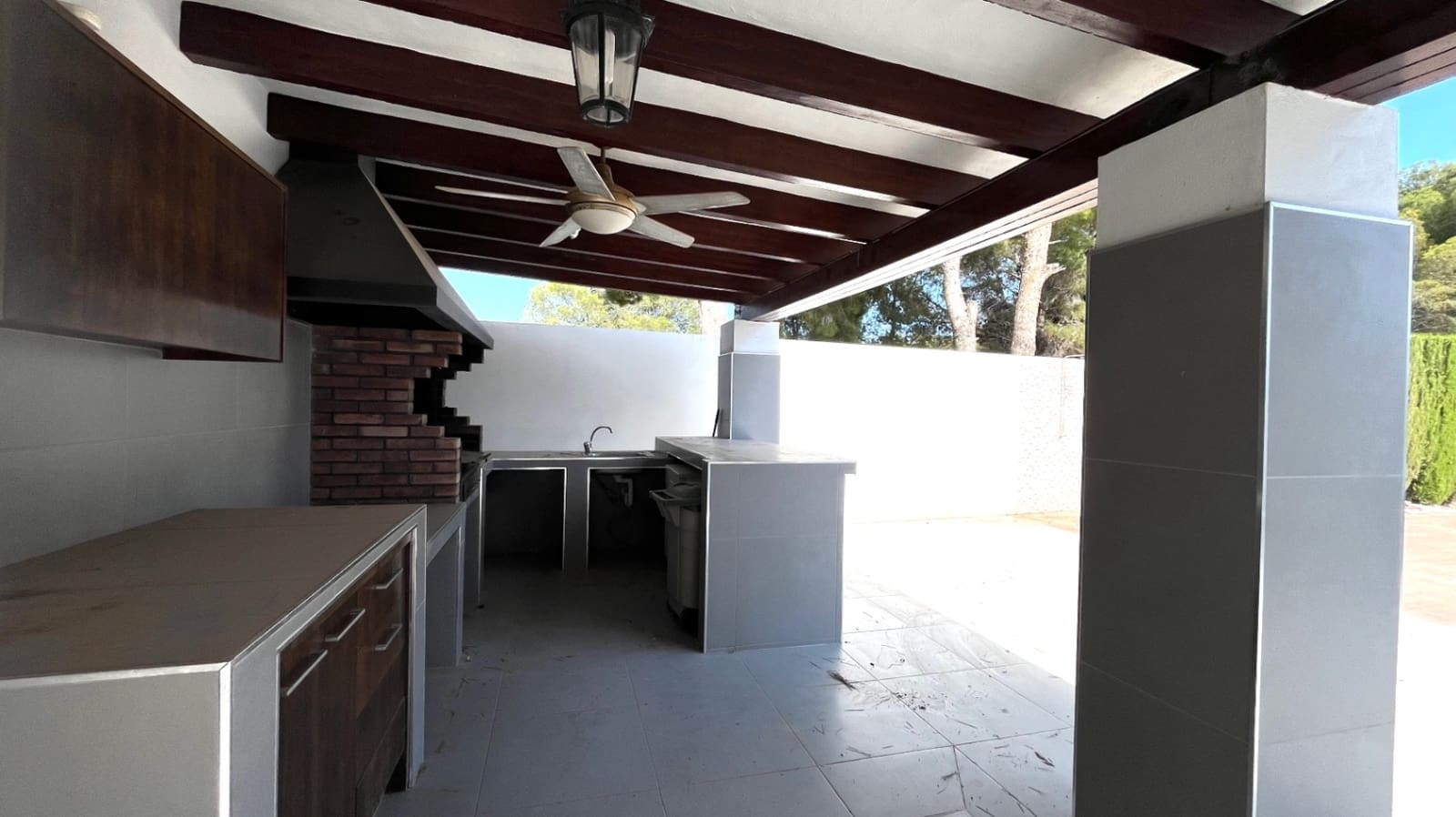 4 soverom Villa til salgs i La Nucia med svømmebasseng garasje - € 950 000 (Ref: 8402168)