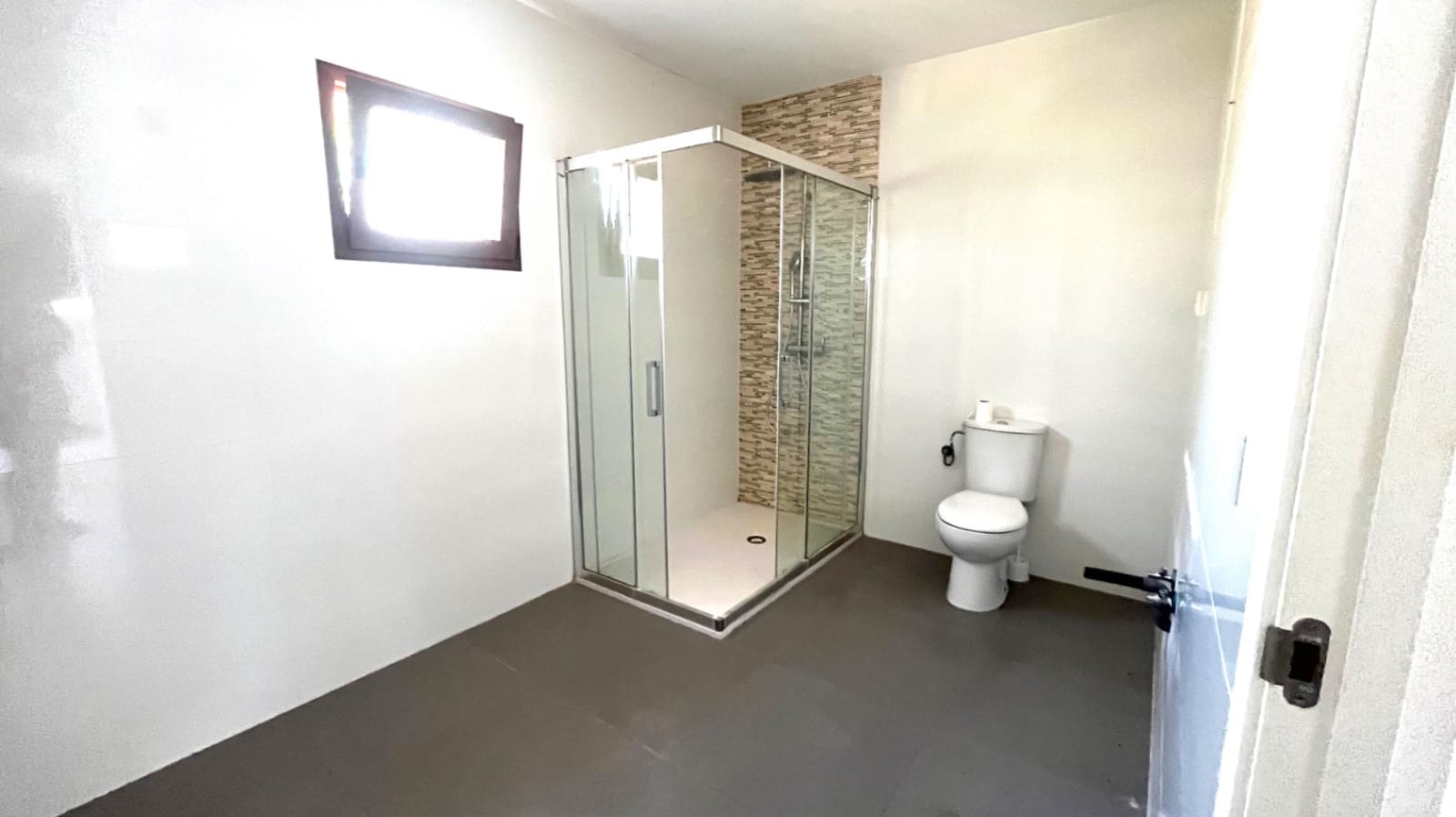 4 soverom Villa til salgs i La Nucia med svømmebasseng garasje - € 950 000 (Ref: 8402168)