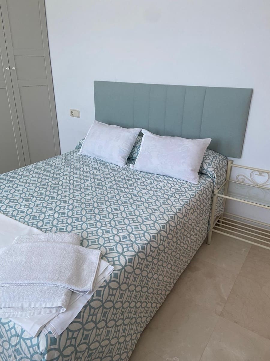 Chalet de 9 habitaciones en Alfaz del Pi / L'Alfàs del Pi en venta con piscina garaje - 1.199.000 € (Ref: 8456317)