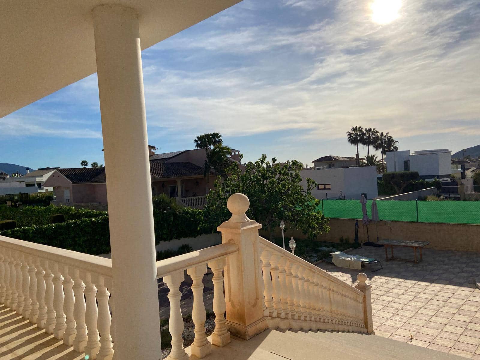 Chalet de 9 habitaciones en Alfaz del Pi / L'Alfàs del Pi en venta con piscina garaje - 1.199.000 € (Ref: 8456317)