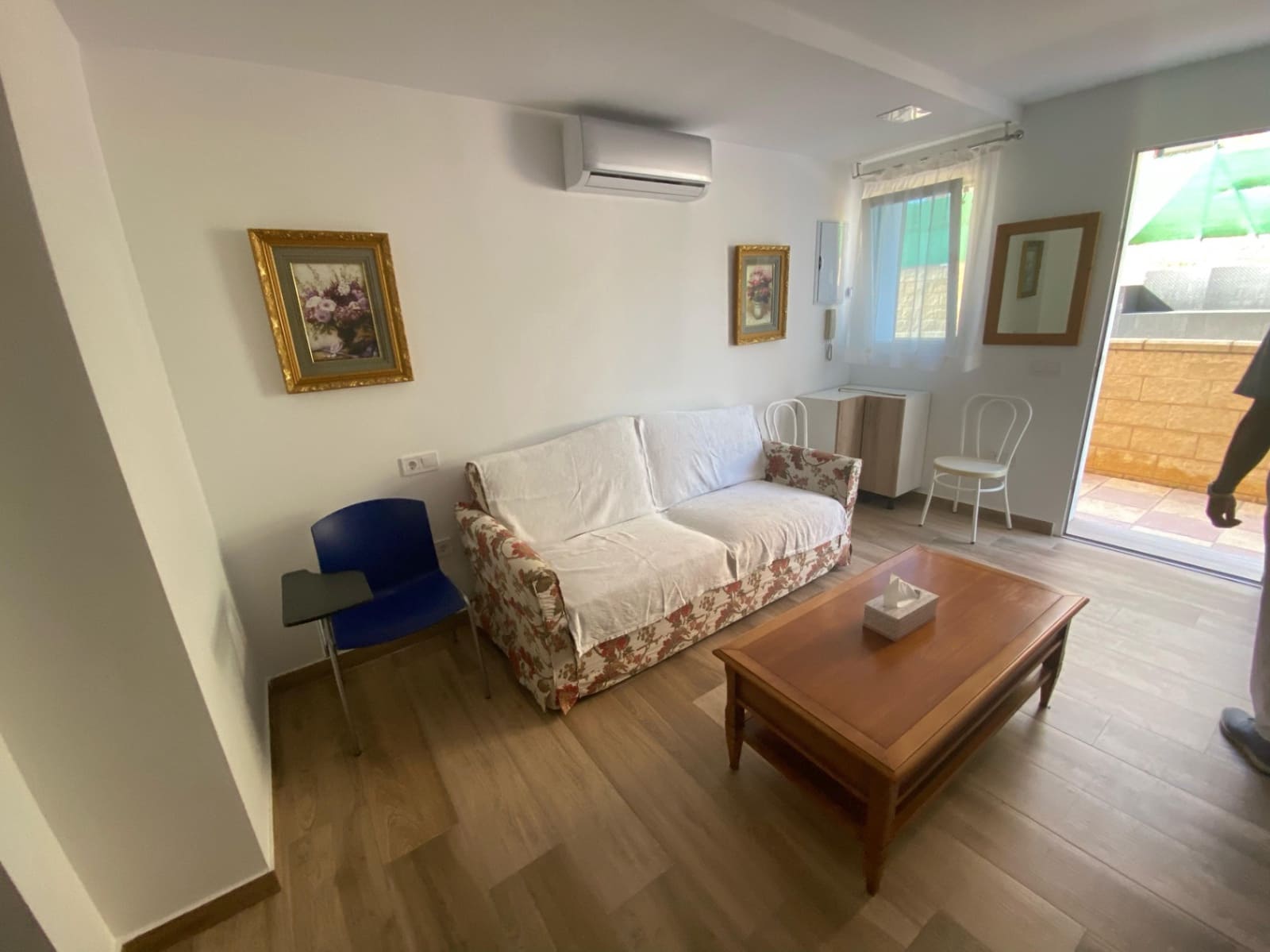 Chalet de 9 habitaciones en Alfaz del Pi / L'Alfàs del Pi en venta con piscina garaje - 1.199.000 € (Ref: 8456317)