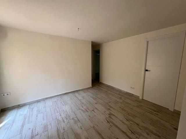 4 soveværelse Villa til leje i Alfaz del Pi / L'Alfàs del Pi med swimmingpool garage - € 3.500 (Ref: 8477188)