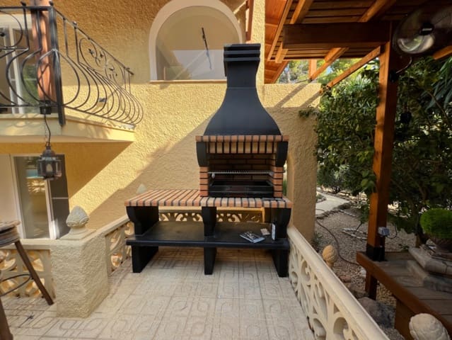 4 Zimmer Villa zu vermieten in Alfaz del Pi / L'Alfàs del Pi mit Pool Garage - 3.500 € (Ref: 8477188)