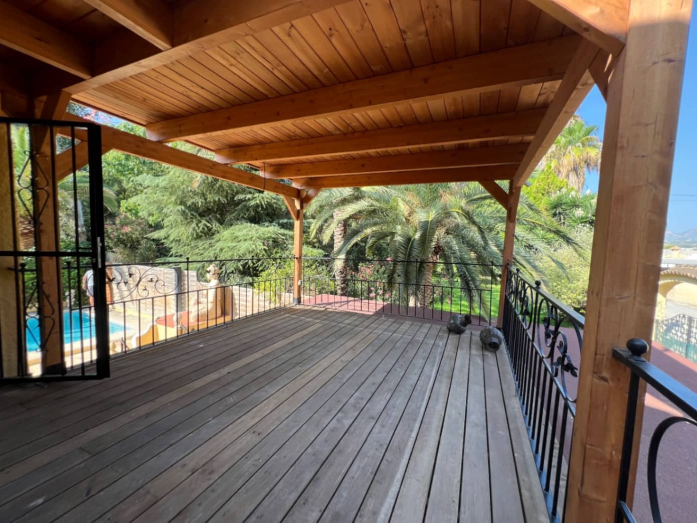 4 bedroom Villa for rent in Alfaz del Pi / L'Alfas del Pi with pool garage - € 3,500 (Ref: 8477188)