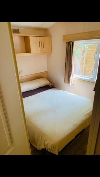 2 soverom Bungalow til leie i Alfaz del Pi / L'Alfas del Pi med svømmebasseng - € 1 800 (Ref: 8477237)