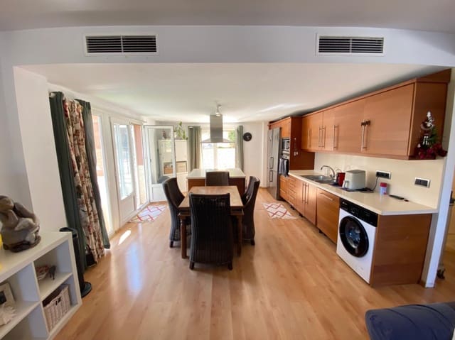 4 Zimmer Doppelhaus zu verkaufen in Alfaz del Pi / L'Alfàs del Pi mit Pool Garage - 398.000 € (Ref: 8481403)