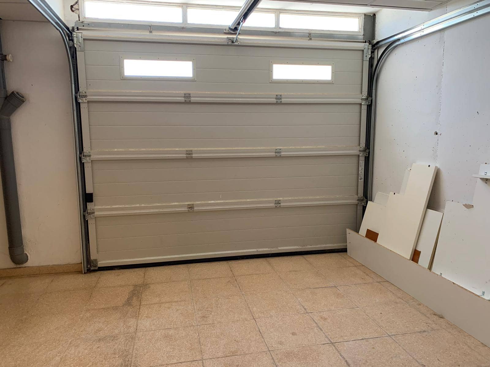 4 soverom Kjedet enebolig til salgs i Alfaz del Pi / L'Alfas del Pi med svømmebasseng garasje - € 398 000 (Ref: 8481403)