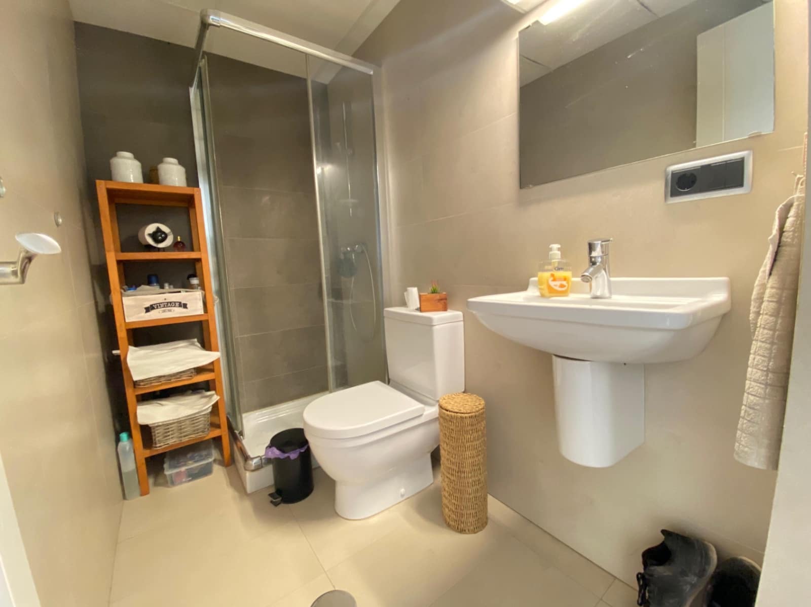 4 soverom Kjedet enebolig til salgs i Alfaz del Pi / L'Alfas del Pi med svømmebasseng garasje - € 398 000 (Ref: 8481403)