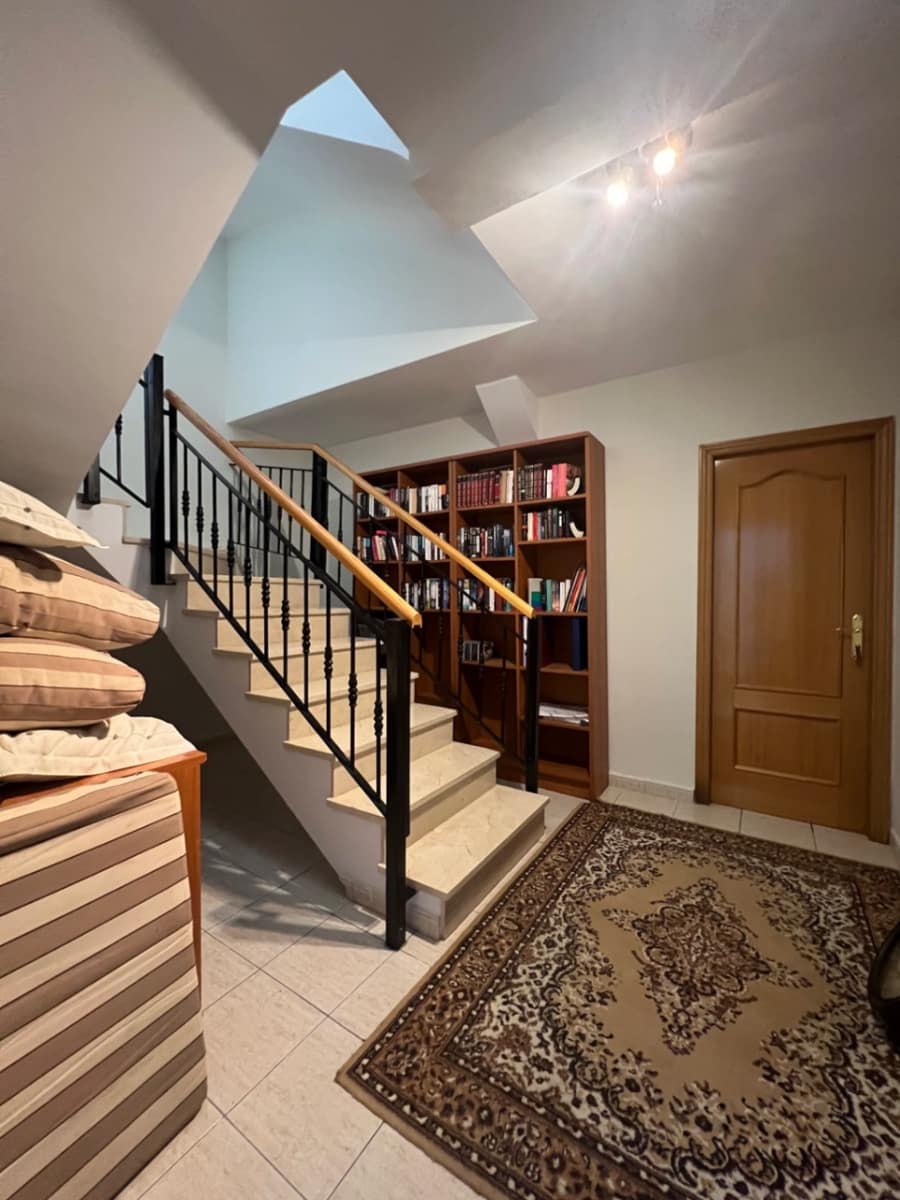 3 quarto Moradia para arrendar em Alfaz del Pi / L'Alfas del Pi com piscina garagem - 1 700 € (Ref: 8546324)