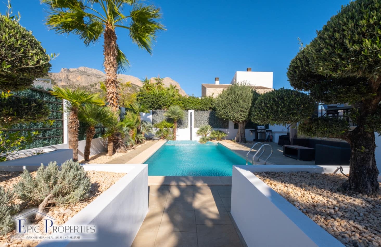 5 slaapkamer Villa te koop in Polop met zwembad garage - € 530.000 (Ref: 8594199)