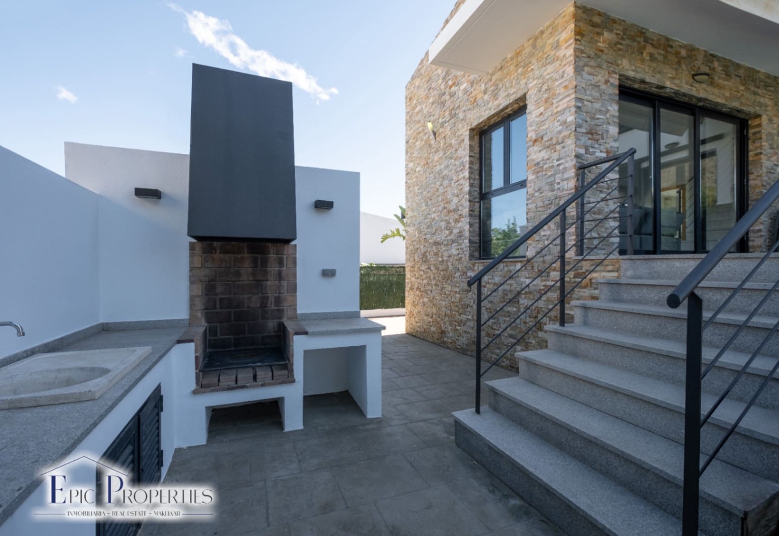 5 slaapkamer Villa te koop in Polop met zwembad garage - € 530.000 (Ref: 8594199)