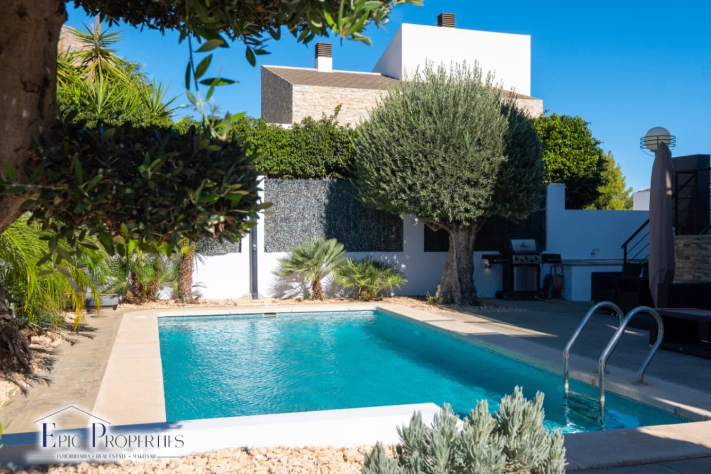 5 slaapkamer Villa te koop in Polop met zwembad garage - € 530.000 (Ref: 8594199)