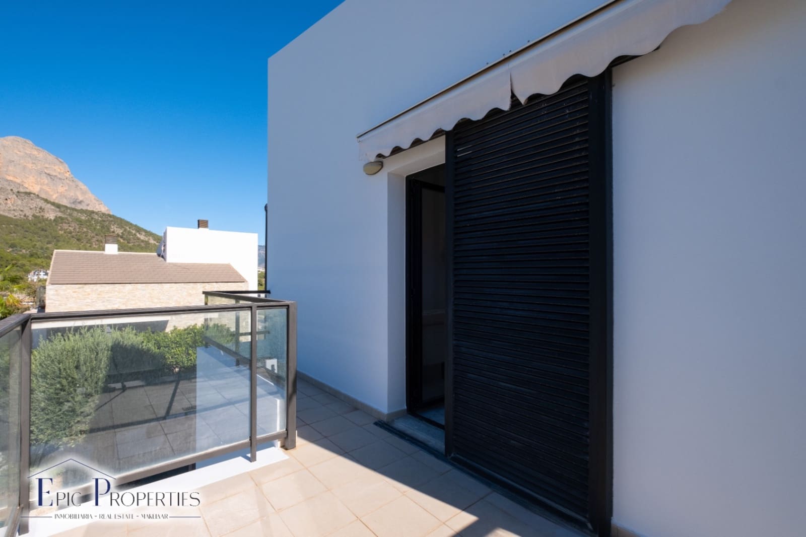 5 slaapkamer Villa te koop in Polop met zwembad garage - € 530.000 (Ref: 8594199)