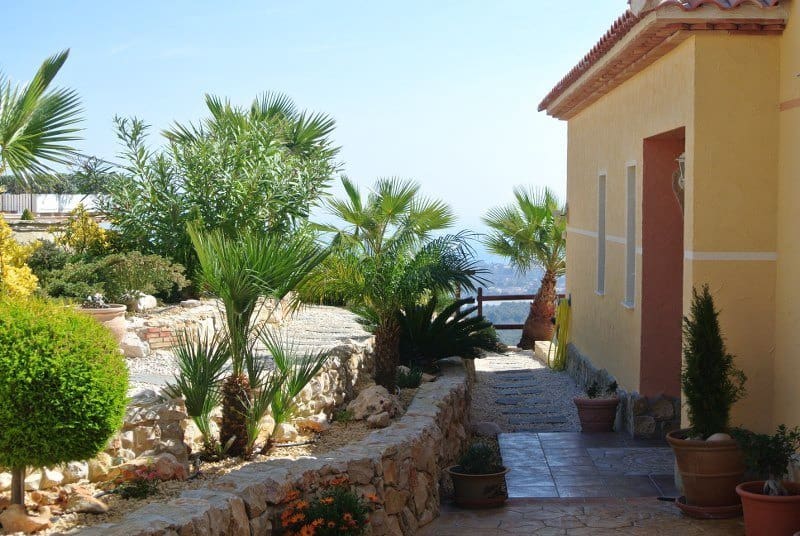 3 bedroom Villa for sale in Alfaz del Pi / L'Alfas del Pi with pool garage - € 950,000 (Ref: 8607221)