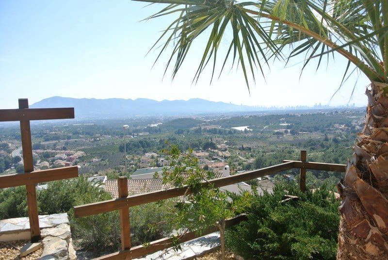 3 bedroom Villa for sale in Alfaz del Pi / L'Alfas del Pi with pool garage - € 950,000 (Ref: 8607221)