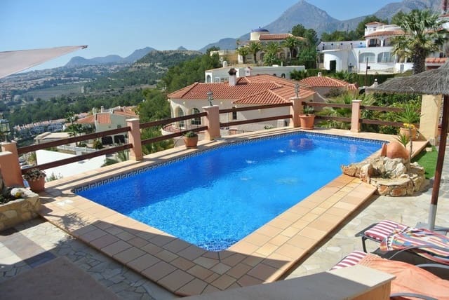 3 bedroom Villa for sale in Alfaz del Pi / L'Alfàs del Pi with pool garage - € 950,000 (Ref: 8607221)