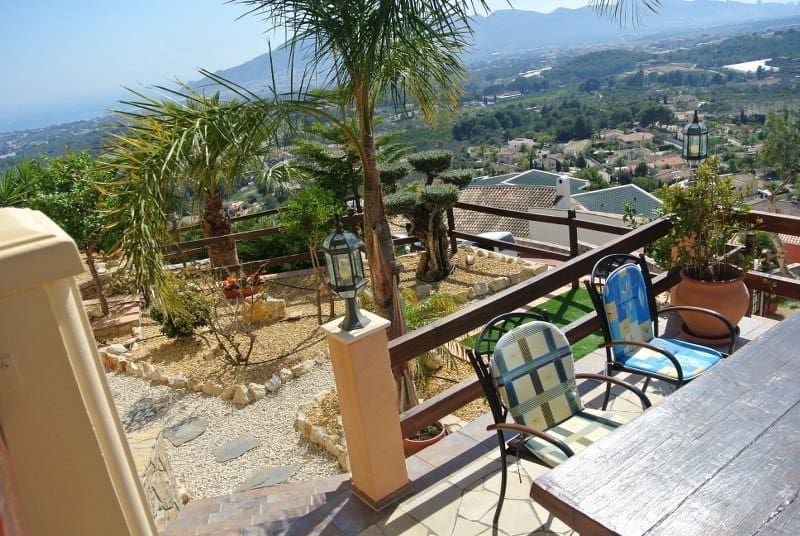 3 bedroom Villa for sale in Alfaz del Pi / L'Alfas del Pi with pool garage - € 950,000 (Ref: 8607221)
