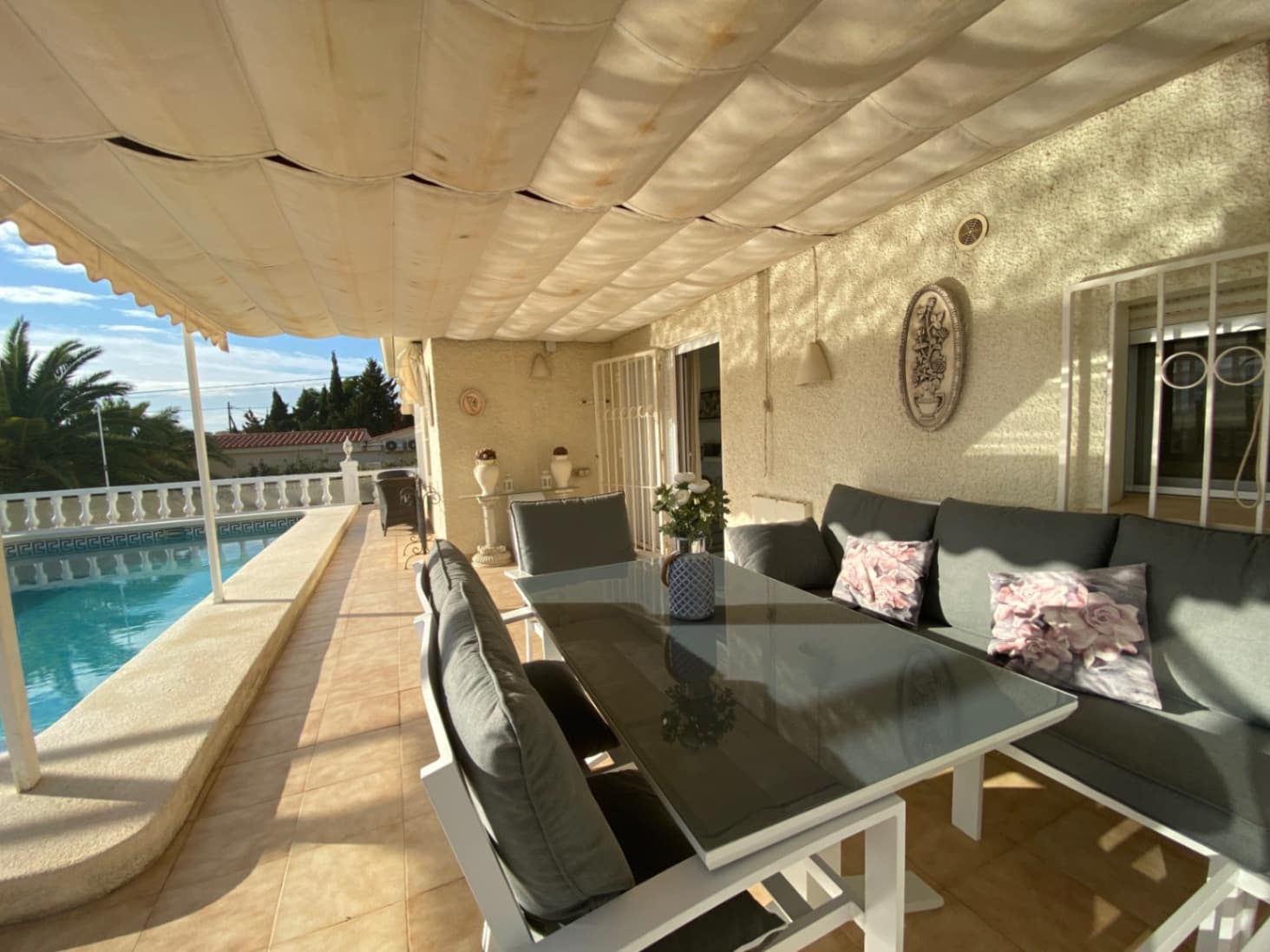 4 bedroom Villa for sale in Alfaz del Pi / L'Alfas del Pi with pool garage - € 495,000 (Ref: 8668716)