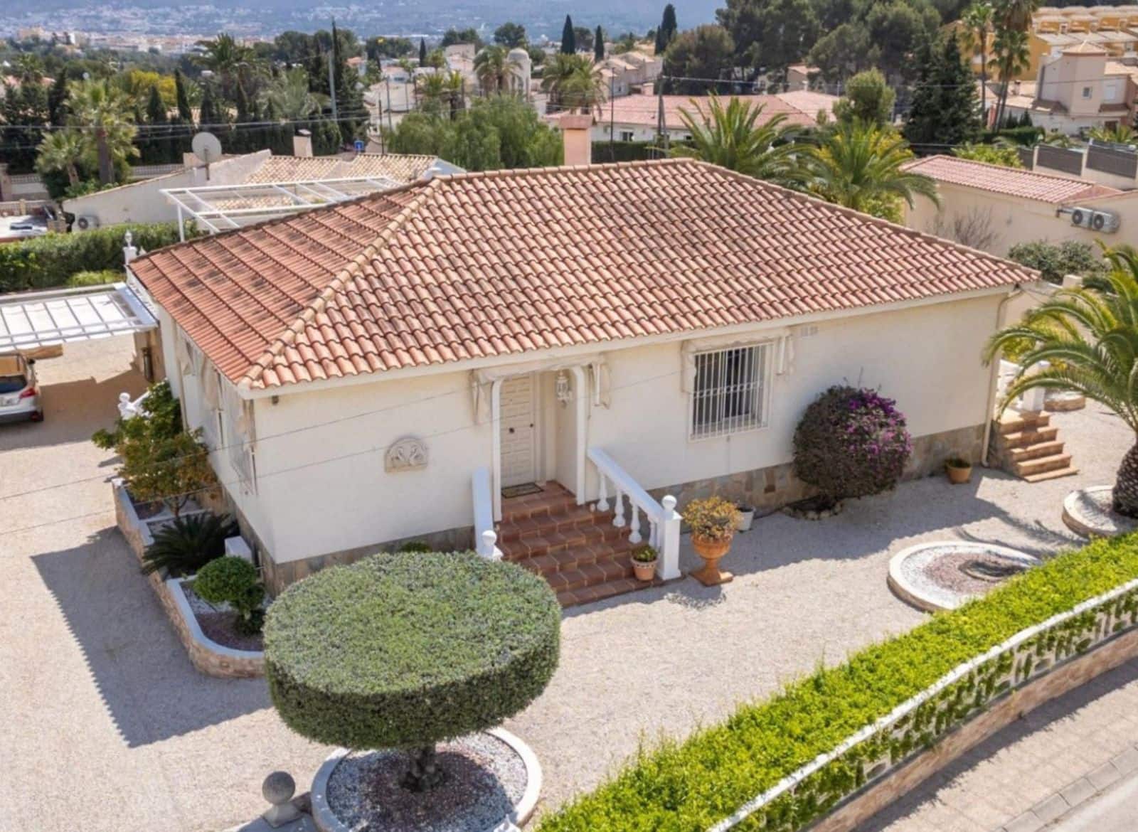 4 bedroom Villa for sale in Alfaz del Pi / L'Alfas del Pi with pool garage - € 495,000 (Ref: 8668716)