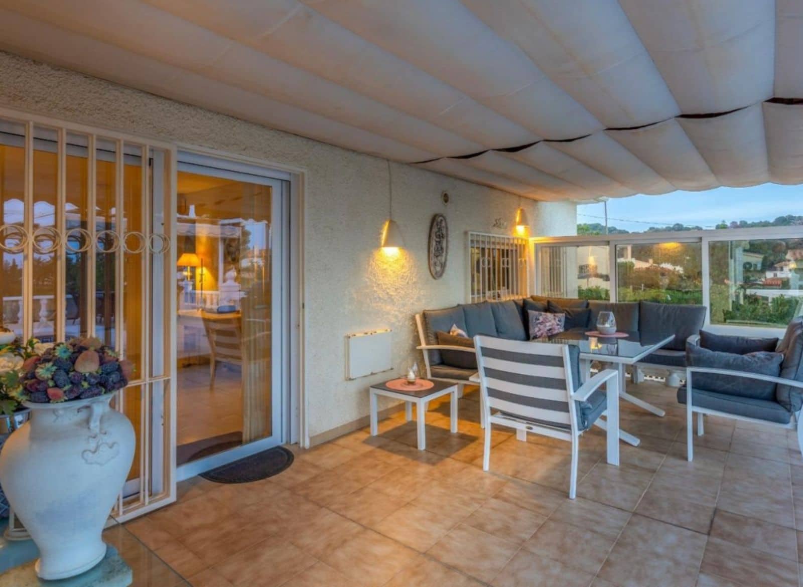 4 bedroom Villa for sale in Alfaz del Pi / L'Alfas del Pi with pool garage - € 495,000 (Ref: 8668716)