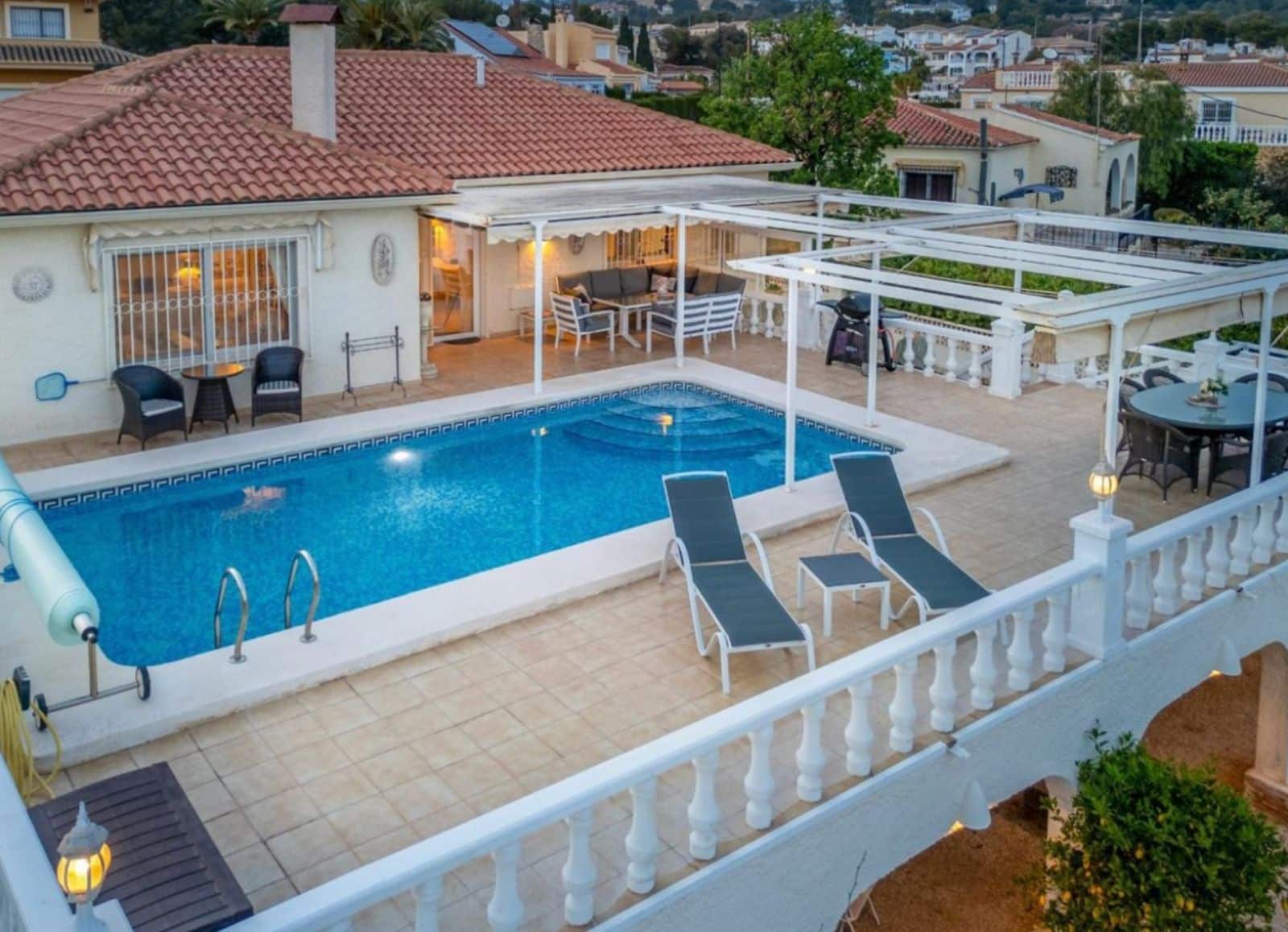 4 bedroom Villa for sale in Alfaz del Pi / L'Alfas del Pi with pool garage - € 495,000 (Ref: 8668716)