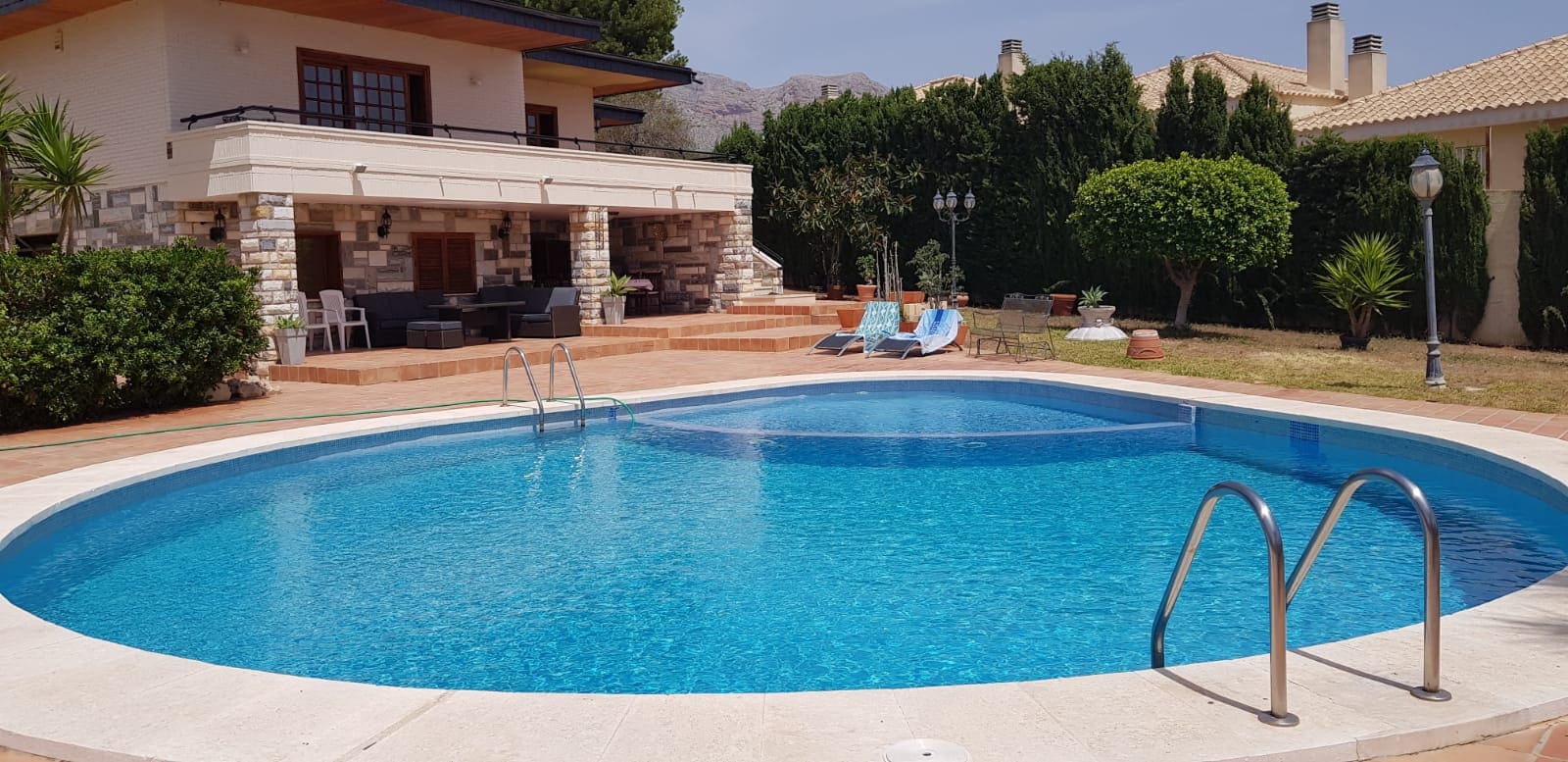 4 soverom Villa til salgs i La Nucia med svømmebasseng - € 995 000 (Ref: 8670953)