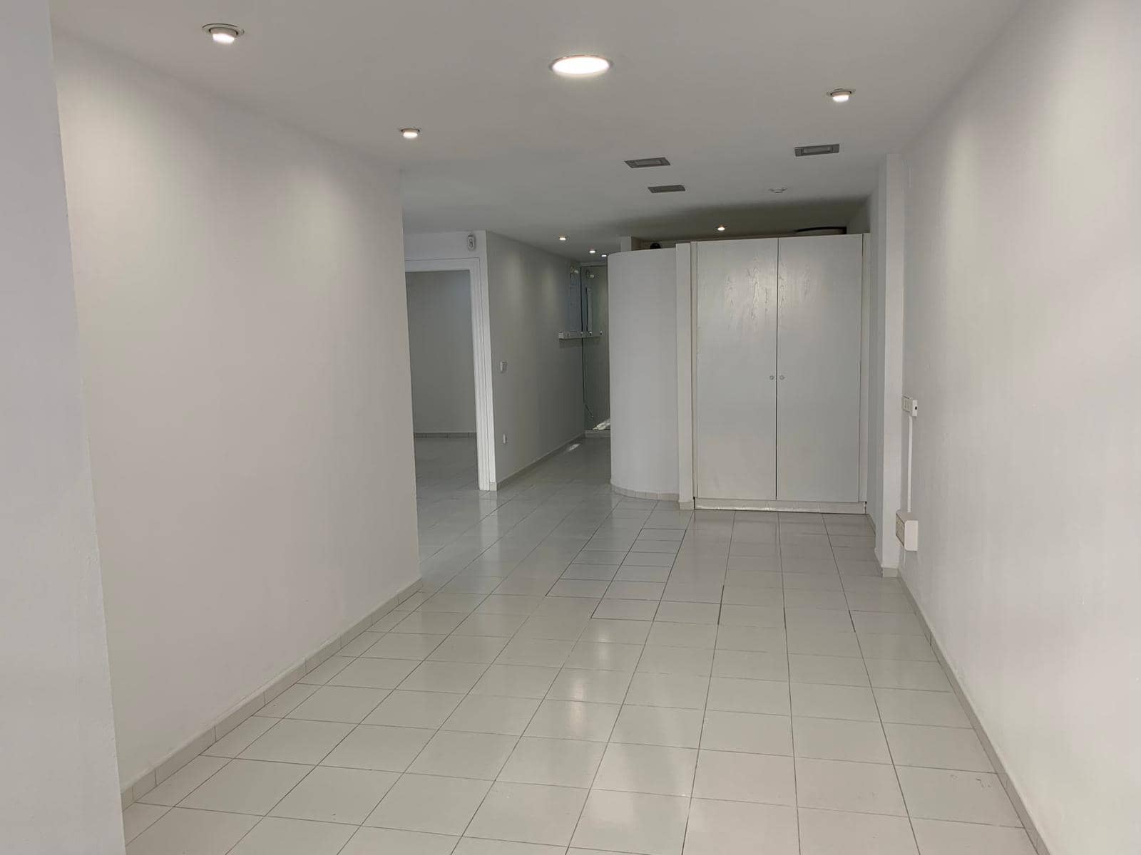 Kontor til leje i Altea - € 900 (Ref: 8671336)