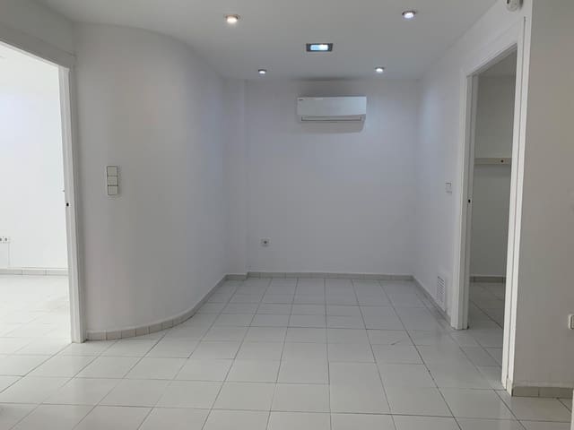 Toimisto vuokrattavana paikassa Altea - 900 € (Ref: 8671336)