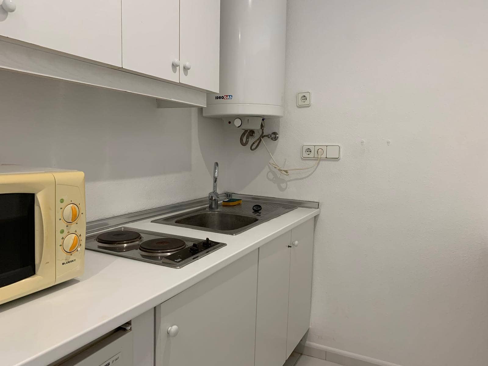 Kontor til leje i Altea - € 900 (Ref: 8671336)