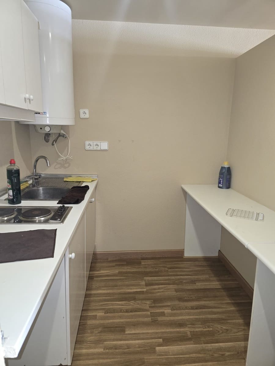 Office for rent in Altea - € 900 (Ref: 8671336)
