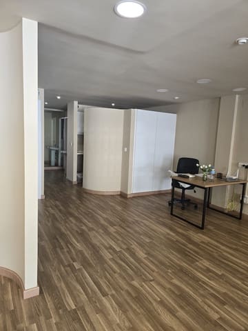 Office for rent in Altea - € 900 (Ref: 8671336)