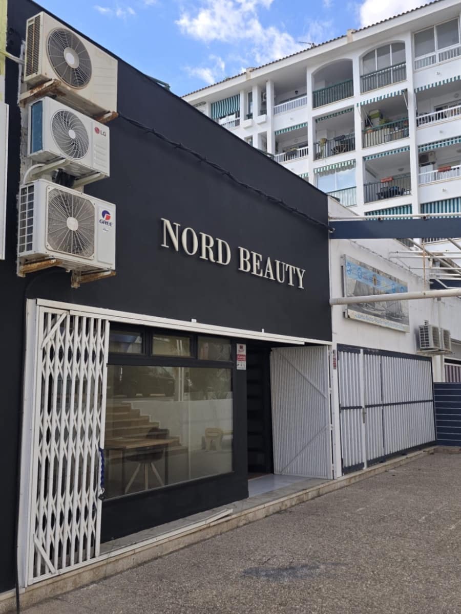 Office for rent in Altea - € 900 (Ref: 8671336)