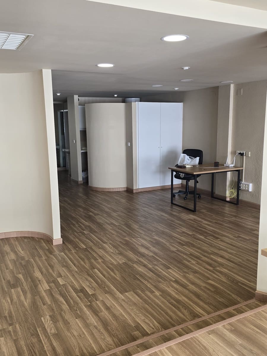Office for rent in Altea - € 900 (Ref: 8671336)
