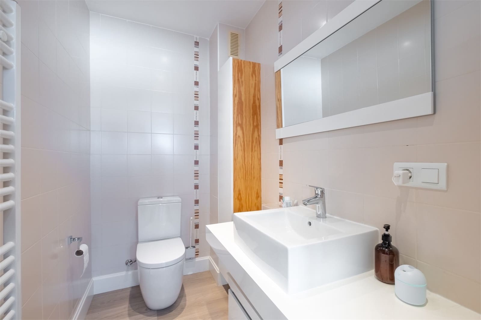 4 sypialnia Dom na sprzedaż w Alfaz del Pi / L'Alfas del Pi z basenem garażem - 598 000 € (Ref: 8685507)