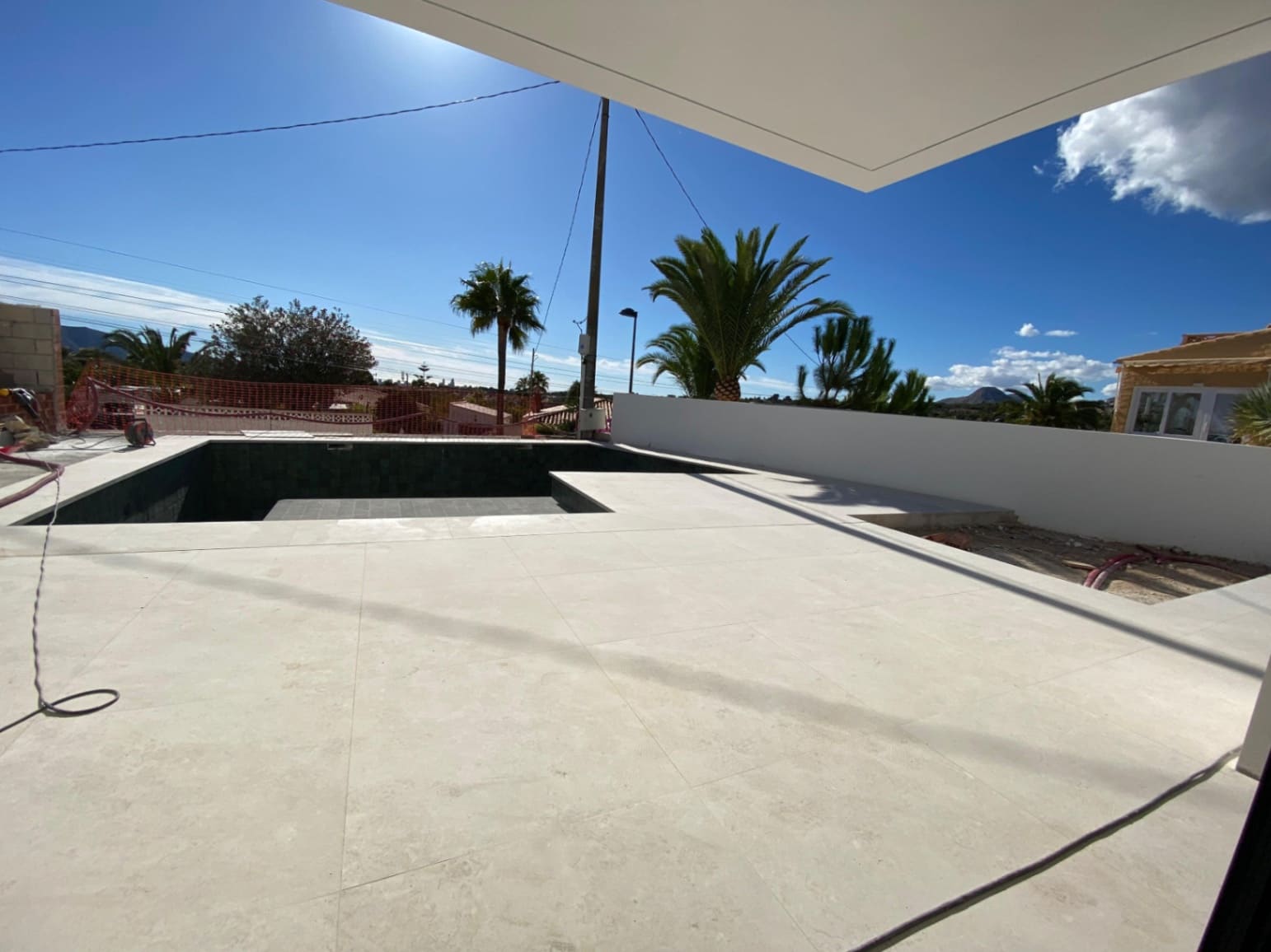 3 soverom Villa til salgs i Alfaz del Pi / L'Alfas del Pi med svømmebasseng garasje - € 892 500 (Ref: 8698897)