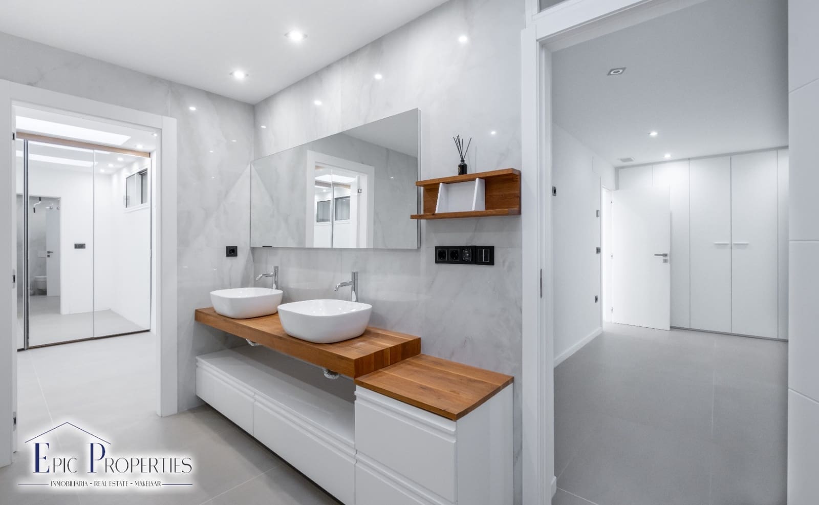 5 slaapkamer Villa te koop in Finestrat met zwembad - € 900.000 (Ref: 8713024)