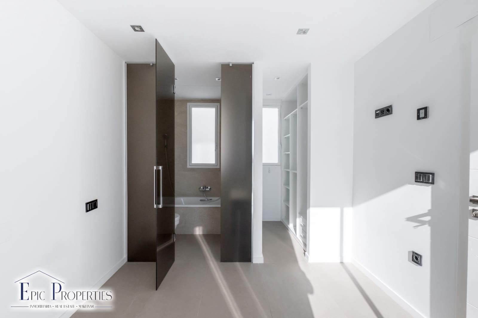 5 slaapkamer Villa te koop in Finestrat met zwembad - € 900.000 (Ref: 8713024)