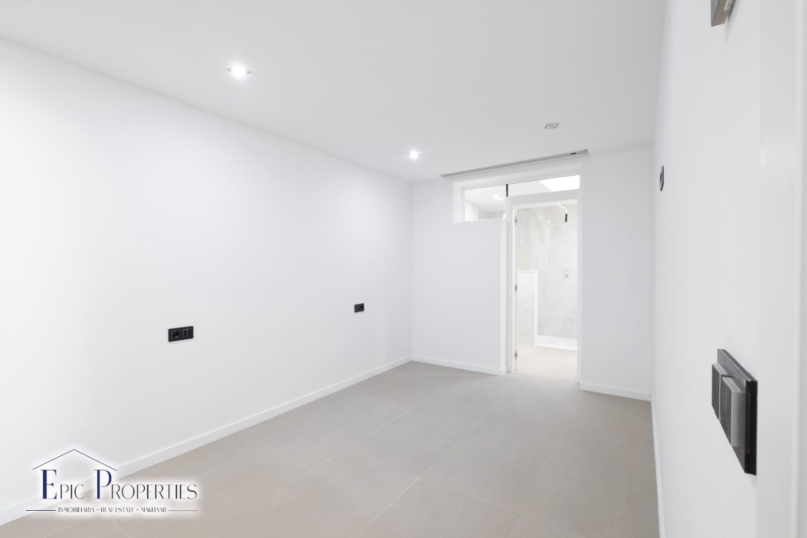 5 slaapkamer Villa te koop in Finestrat met zwembad - € 900.000 (Ref: 8713024)