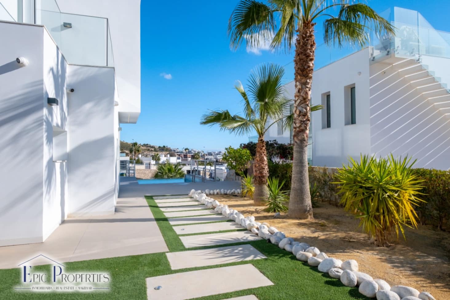 5 slaapkamer Villa te koop in Finestrat met zwembad - € 900.000 (Ref: 8713024)