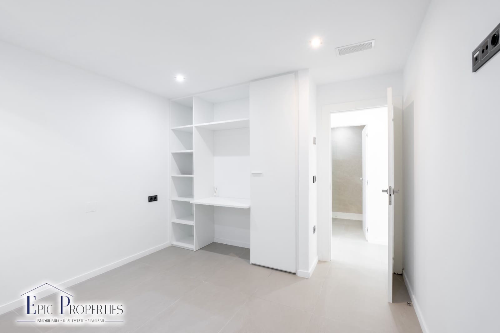 5 slaapkamer Villa te koop in Finestrat met zwembad - € 900.000 (Ref: 8713024)