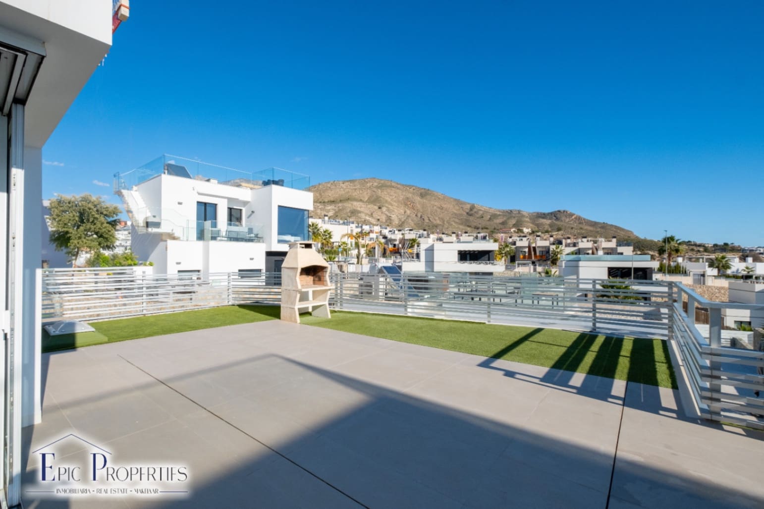 5 slaapkamer Villa te koop in Finestrat met zwembad - € 900.000 (Ref: 8713024)