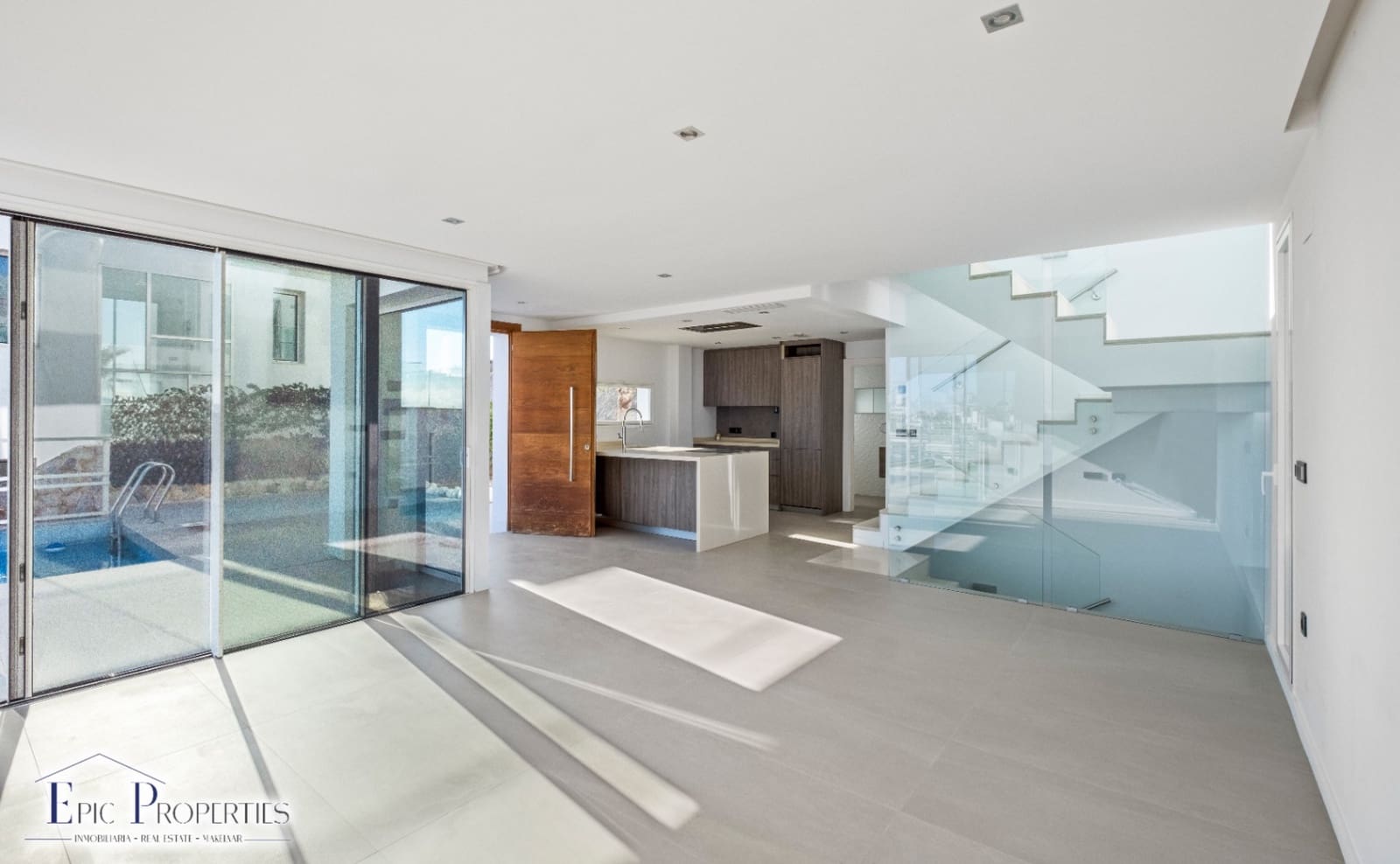 5 slaapkamer Villa te koop in Finestrat met zwembad - € 900.000 (Ref: 8713024)