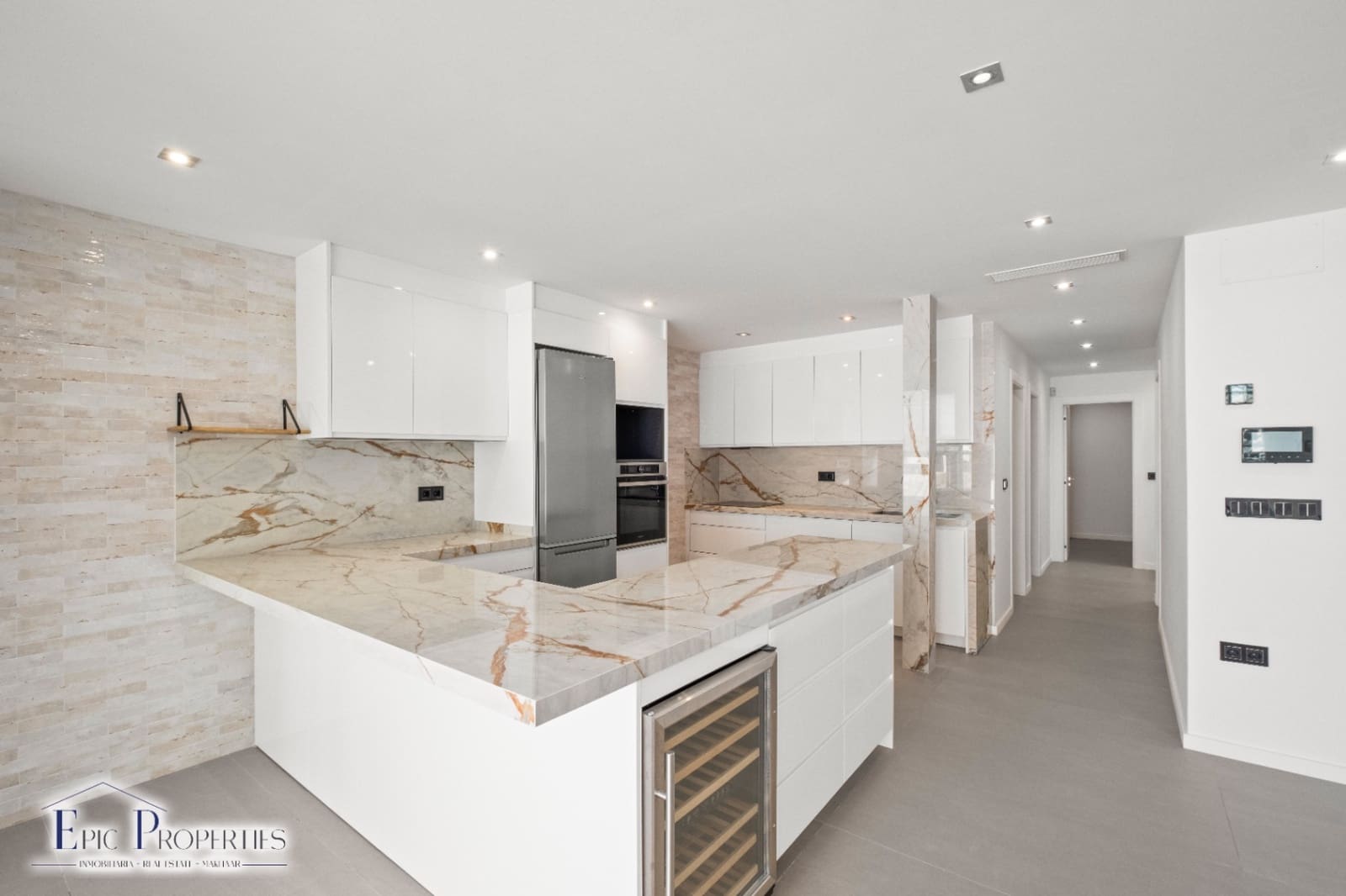 5 slaapkamer Villa te koop in Finestrat met zwembad - € 900.000 (Ref: 8713024)