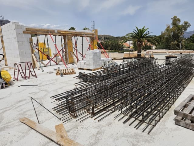 5 soverom Villa til salgs i Alfaz del Pi / L'Alfàs del Pi med svømmebasseng - € 975 000 (Ref: 8724776)